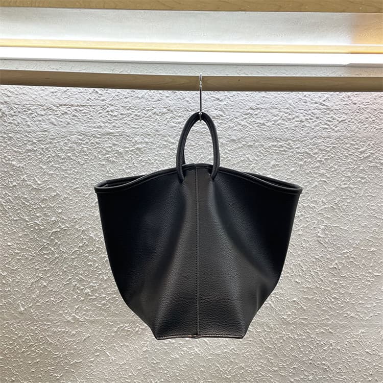 黒 バッグ 大容量レトロバケツ型黒ハンドバッグ