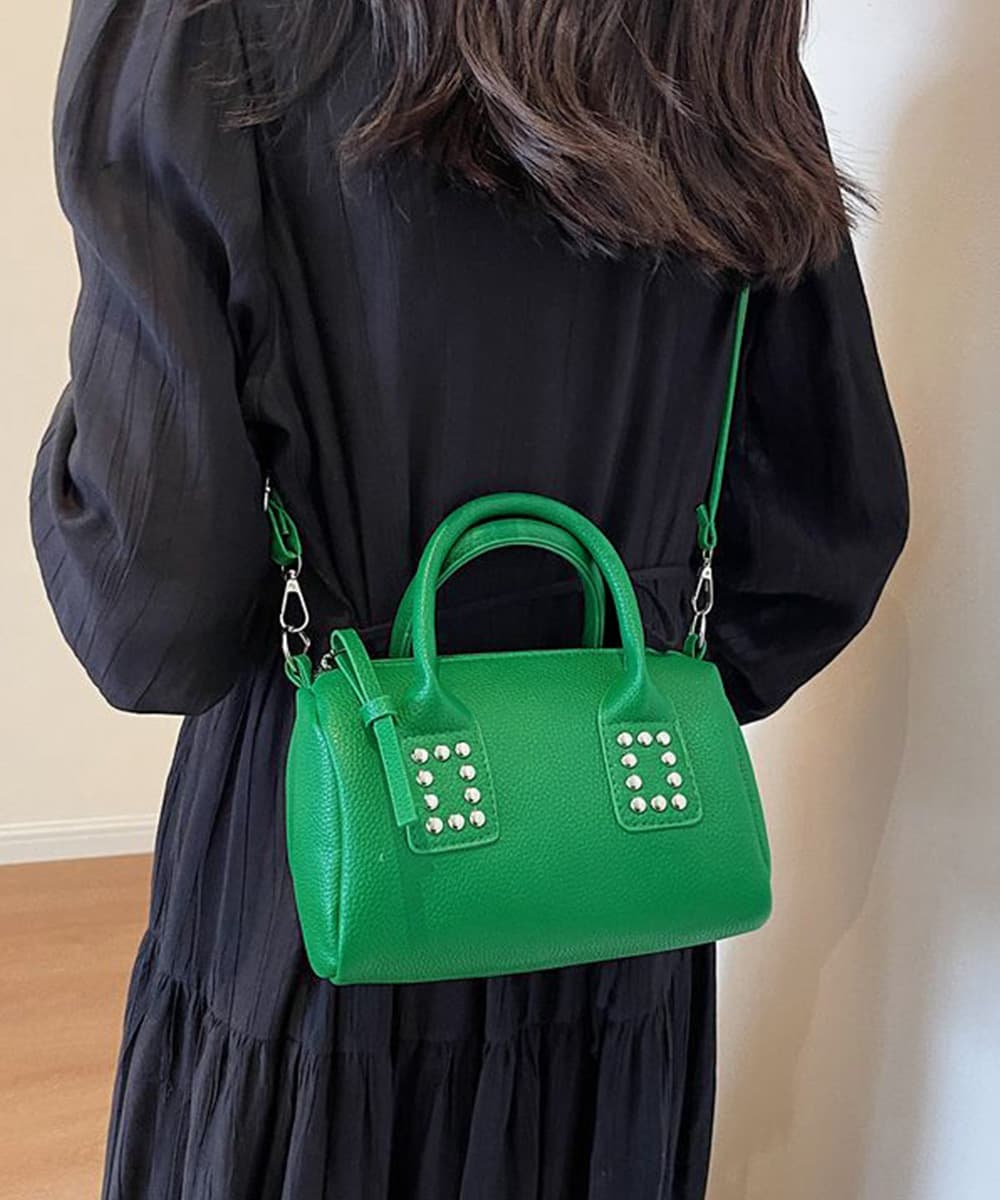 黒 バッグ 小さめボストンバッグ スタッズ付き ショルダーバッグ 黒