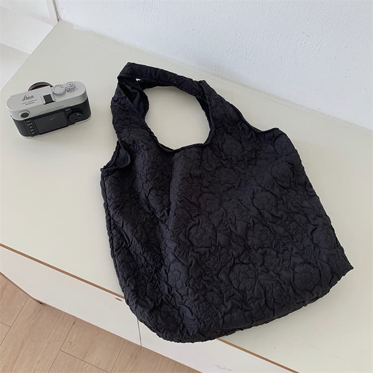 黒 バッグ エンボス加工黒バッグ ショルダートート