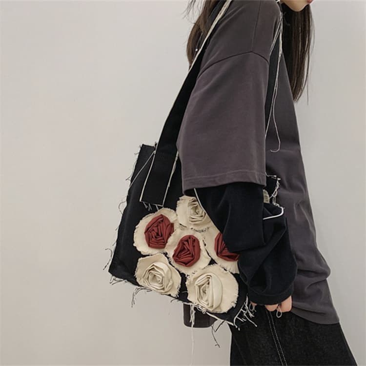 黒 バッグ 花柄刺繍黒トートバッグ ショルダー対応