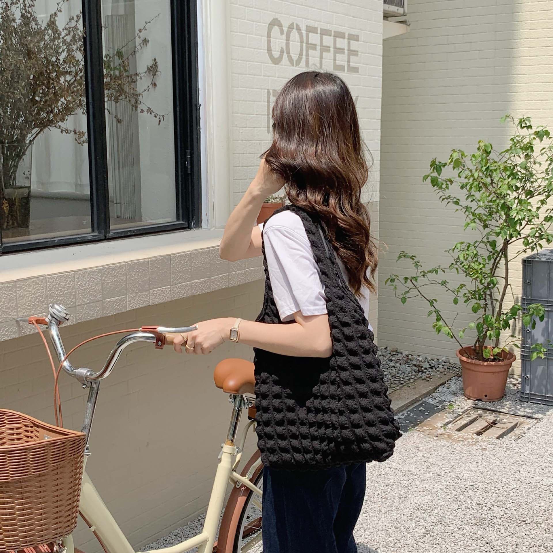 黒 バッグ 黒 ポップコーン ワッフル トートバッグ 軽量 可愛い