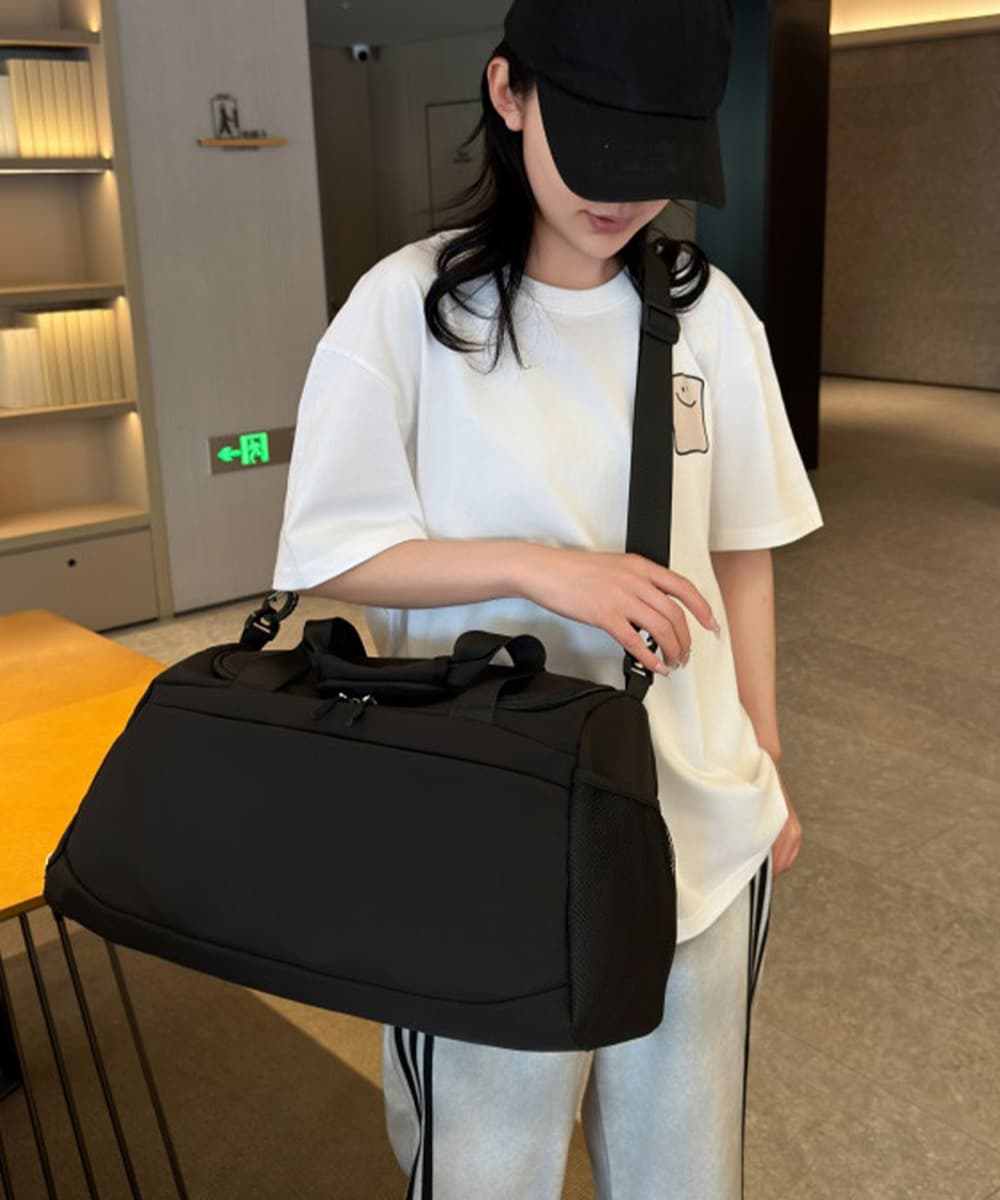 黒 バッグ 大容量旅行鞄 女性用 手提げ肩掛け二通り黒鞄