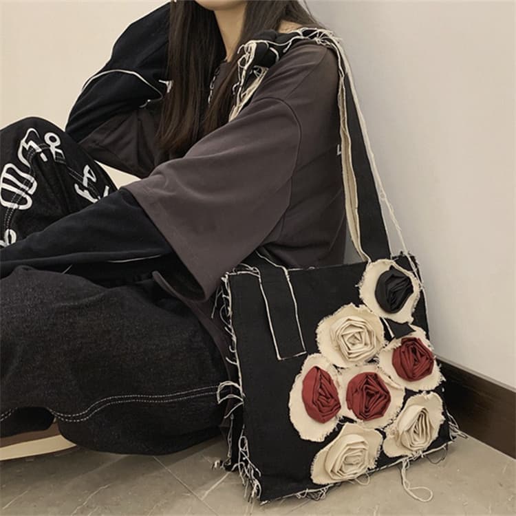黒 バッグ 花柄刺繍黒トートバッグ ショルダー対応