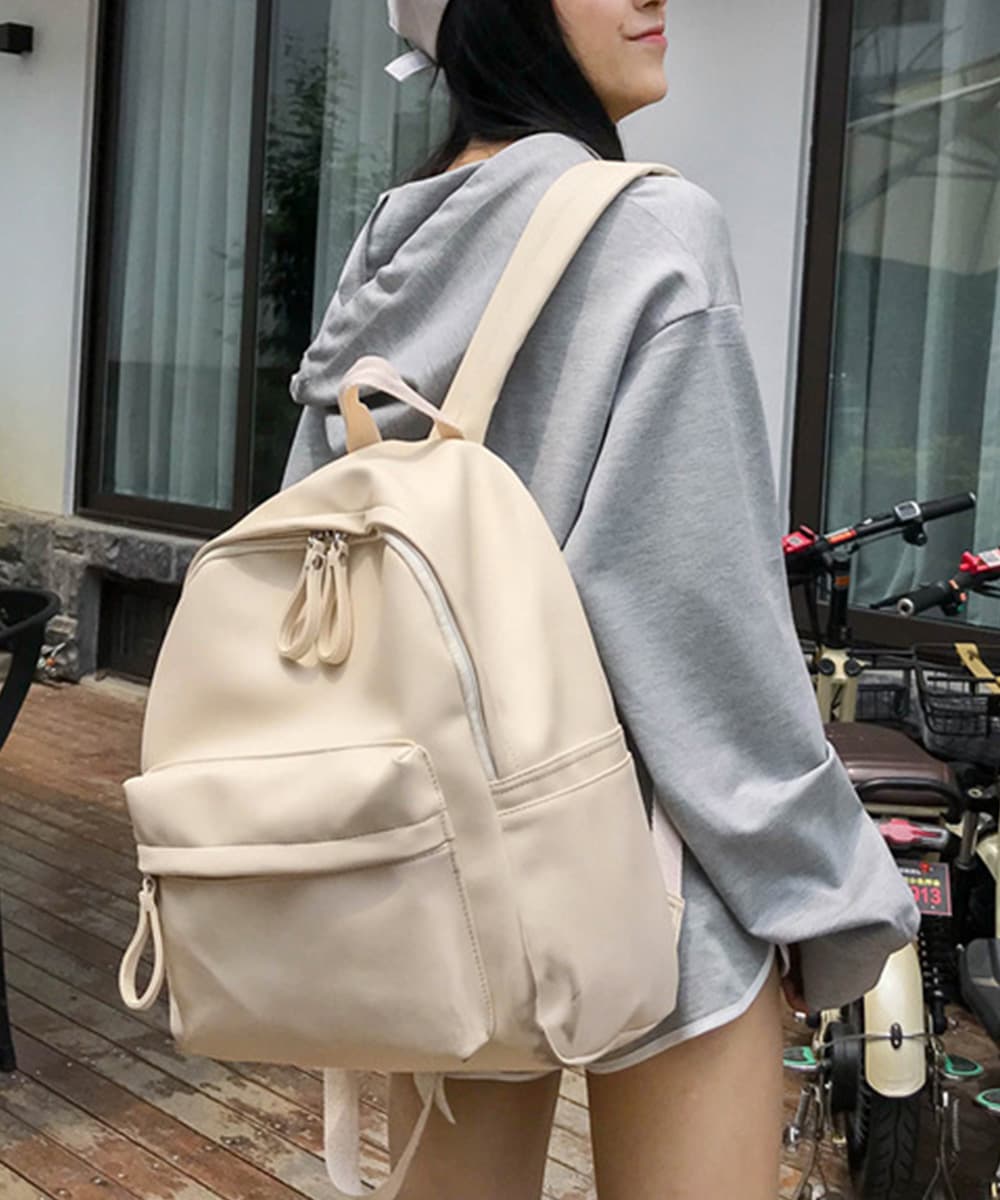 黒 バッグ 高品質合成皮革リュックサック女性用大容量