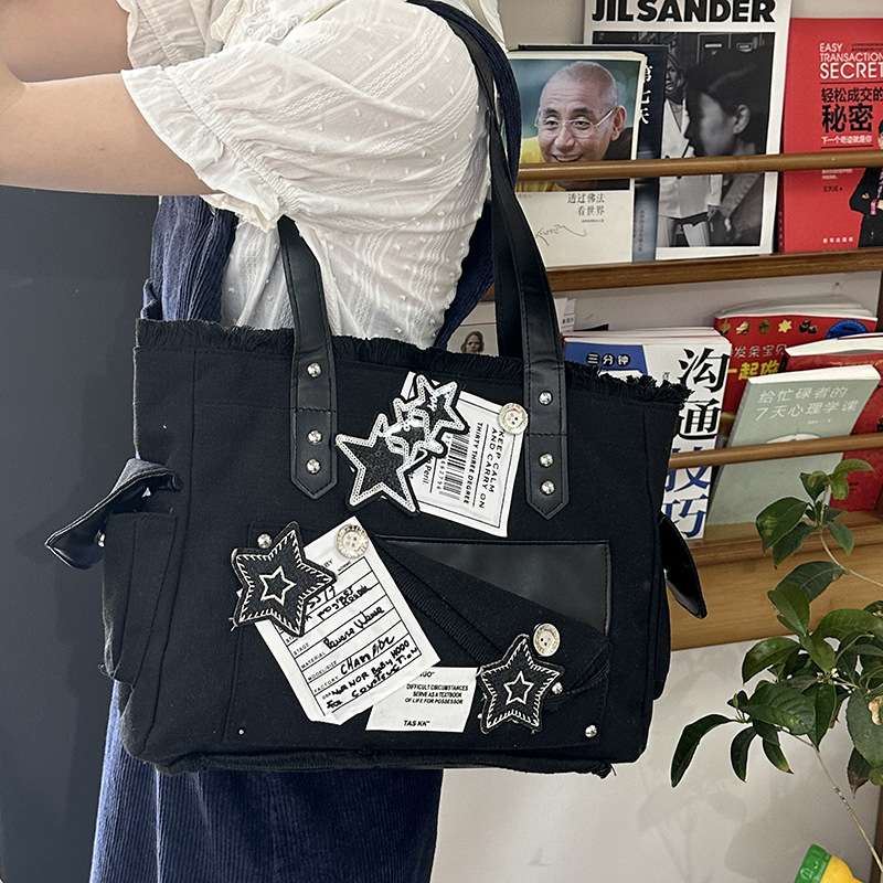 黒 バッグ 星装飾パンクロック黒トートバッグ